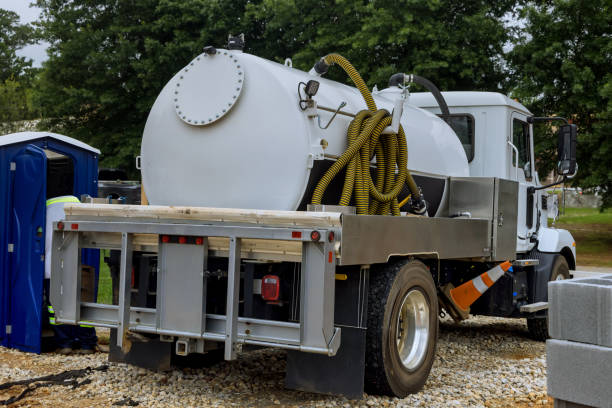 Best Porta potty delivery and setup  in Middleport, NY
